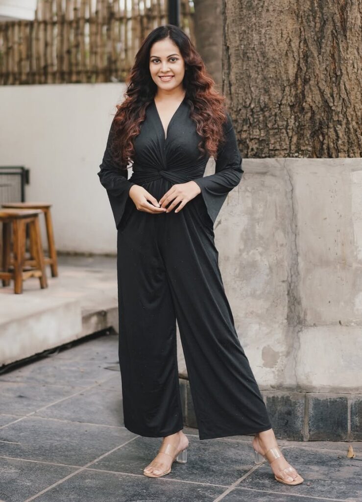 Chandini Tamilarasan Height