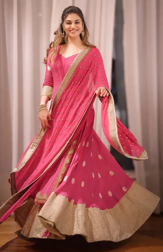 Indhuja Ravichandran Height
