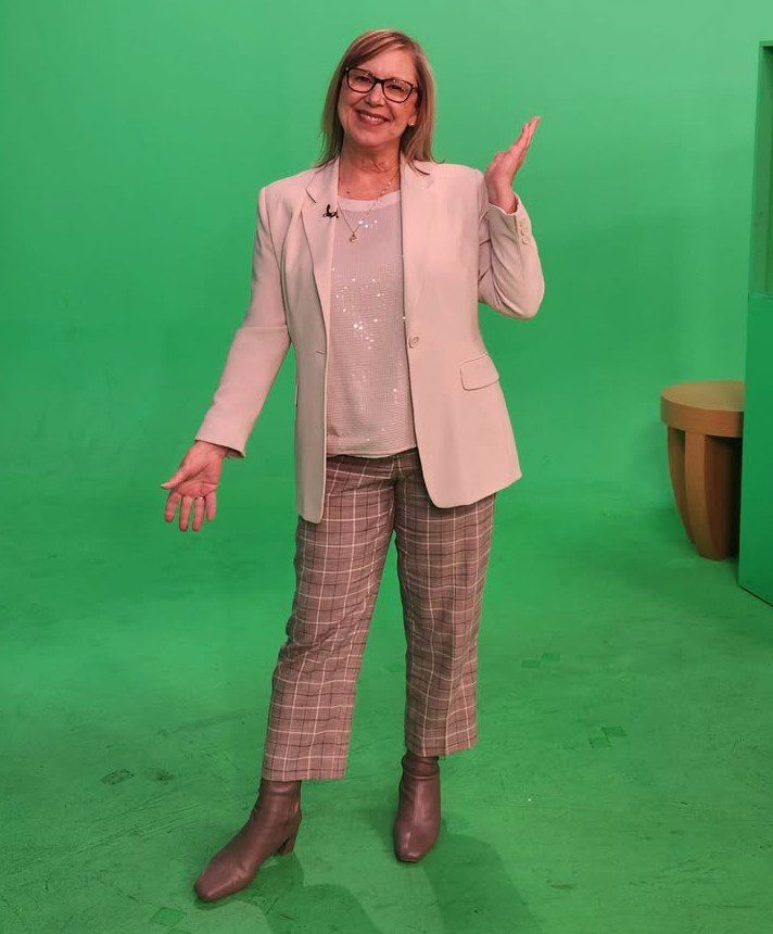 Leslie Horton Height