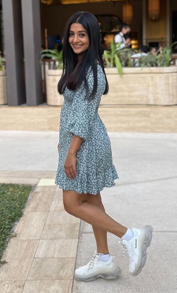 Meera Jasmine Height
