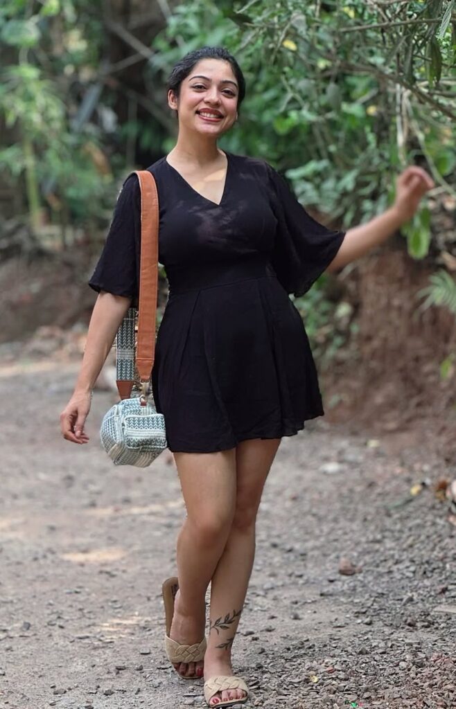 Varsha Bollamma Height