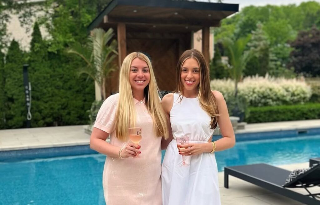 Caryn Ceolin Sister