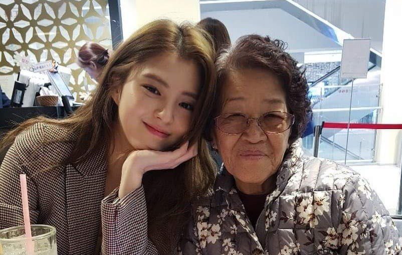Han So-hee Grand Mother