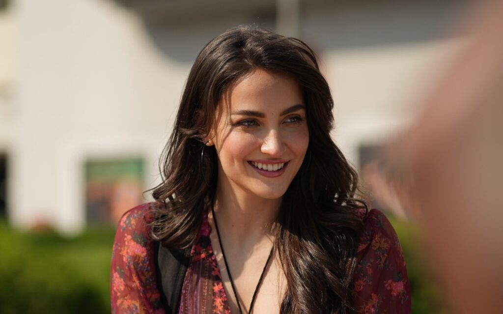 Elli AvrRam Personal Life