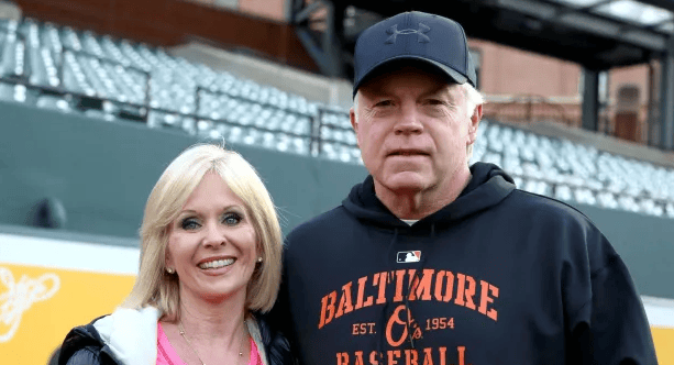 Buck Showalter Personal Life