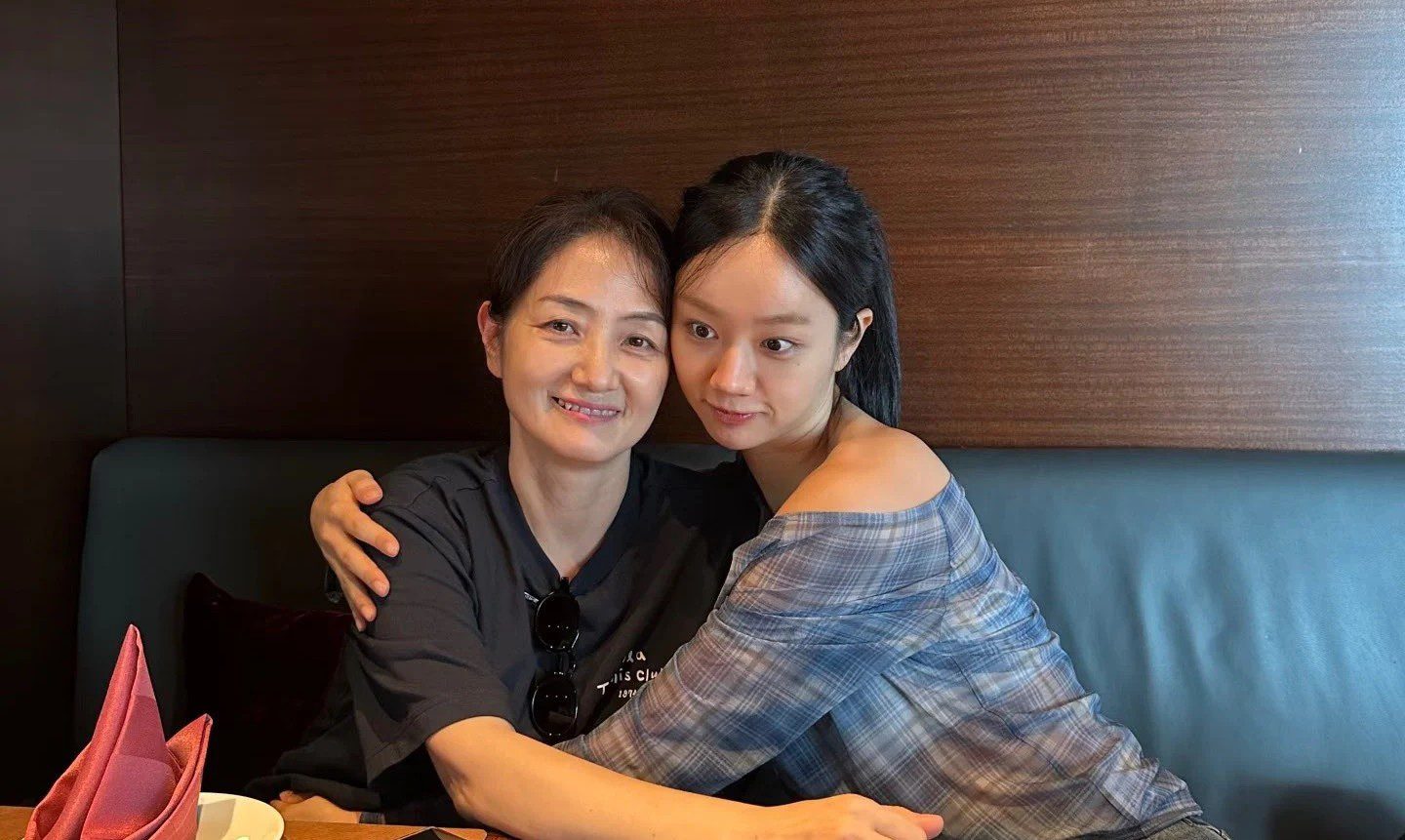 Lee Hye ri Mother