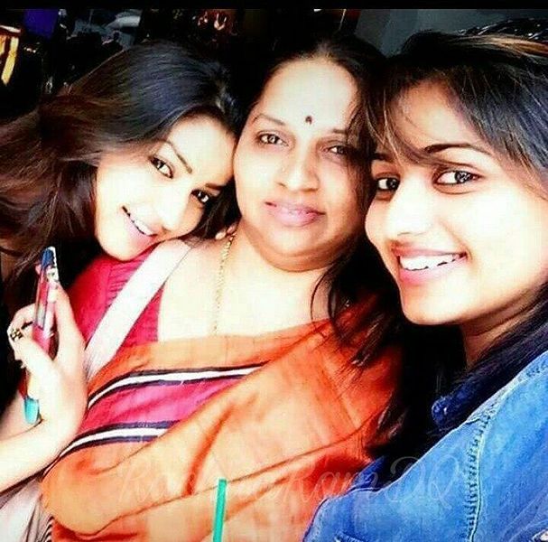 Rachita Ram with her Mom and Sister