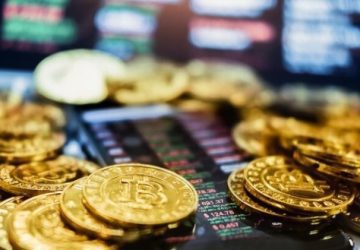 What are the three golden rules of buying cryptocurrency