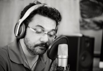 Neelesh Misra Biography