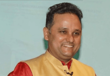 Meet Amish Tripathi