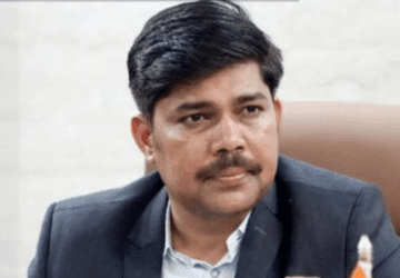 Meet IAS Ramesh Gholap