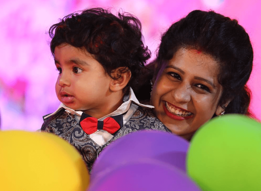 Shweta-Bhattacharya-with-her-son