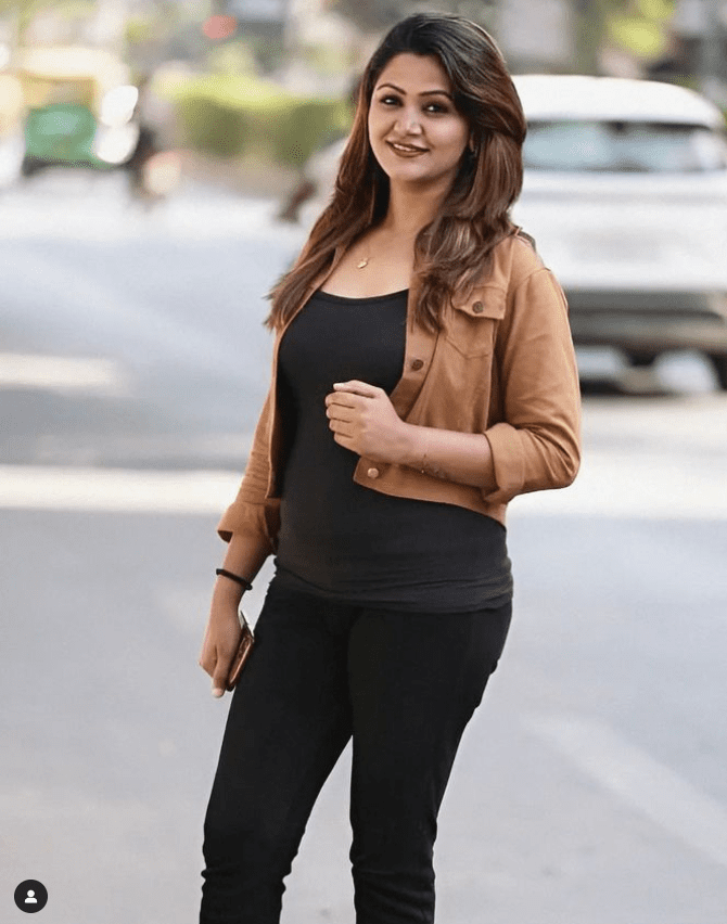 Naina-Yadav-Height