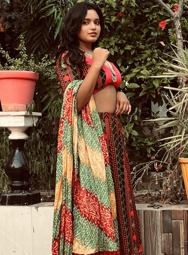 Neha Gupta-Height