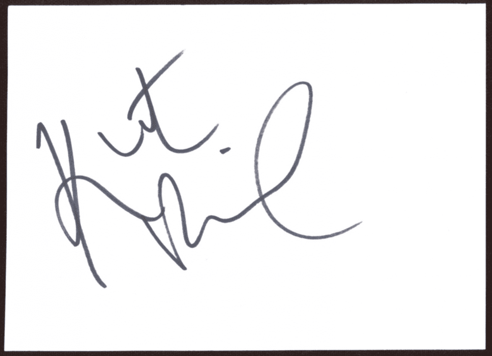 Kate Beckinsale Signature Image