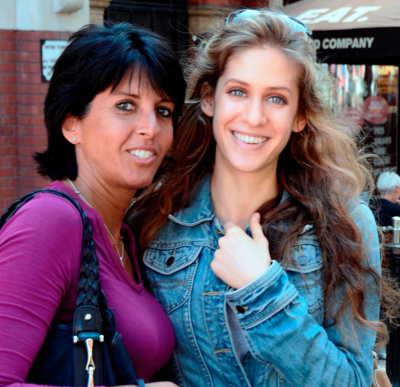 Bianca Nobilo with her Stepmum