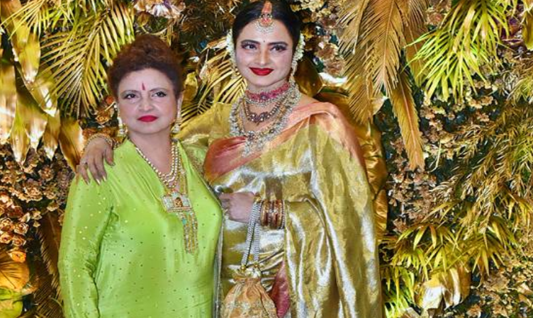 Rekha with her Sister