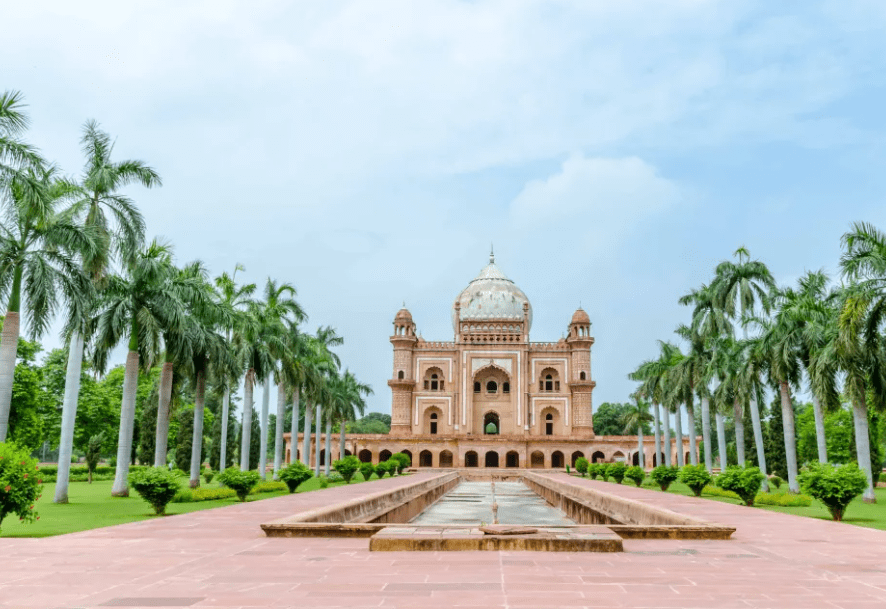 Safdarjung Tomb