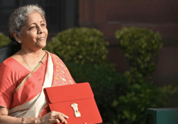 FM Nirmala Sitharaman Has Reached North Block Ahead of Interim Budget