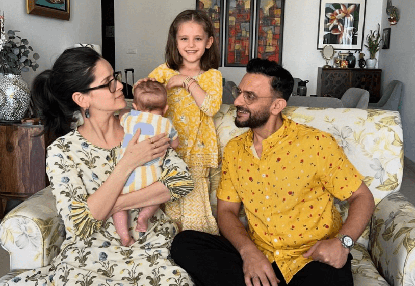 Jatin Sapru with His Family