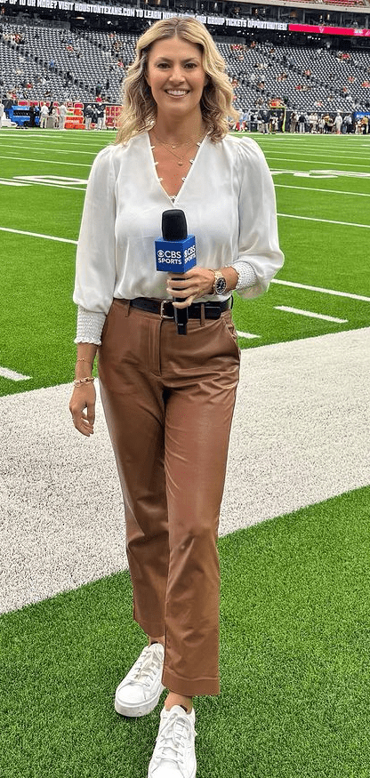 Amanda Balionis Height