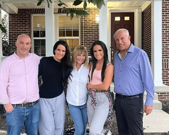 Lauren Shehadi with her Family
