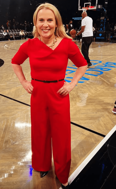 Lisa Byington Height