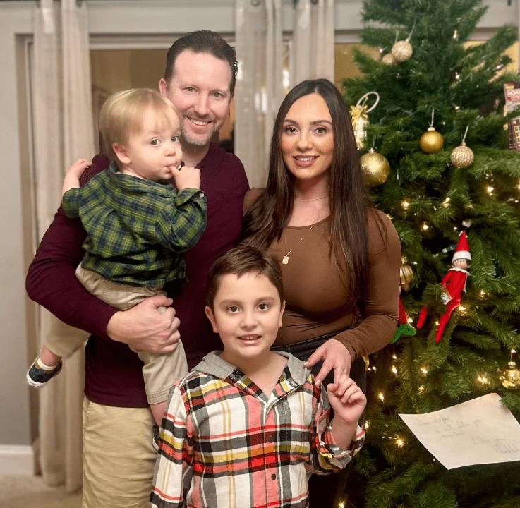 Val Simpson with her Husband and Kids