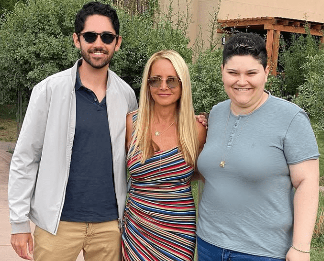 Carolyn Gusoff with her Kids