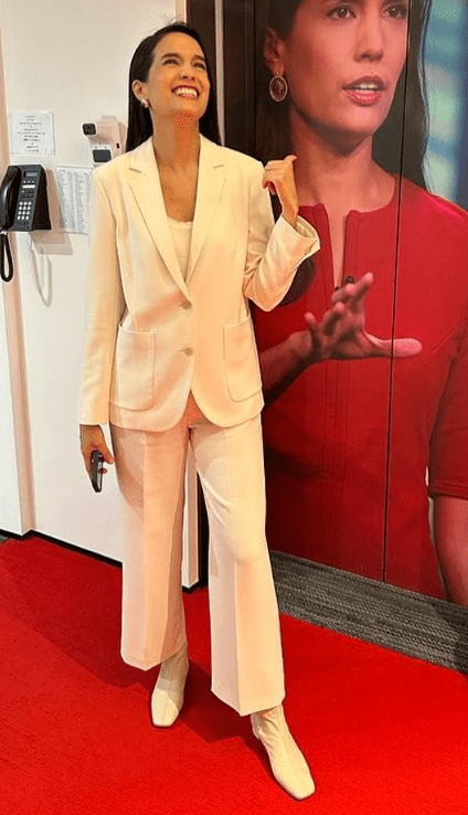 Kristie Lu Stout Height