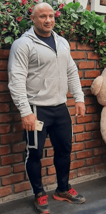 Mukesh Gehlot Height