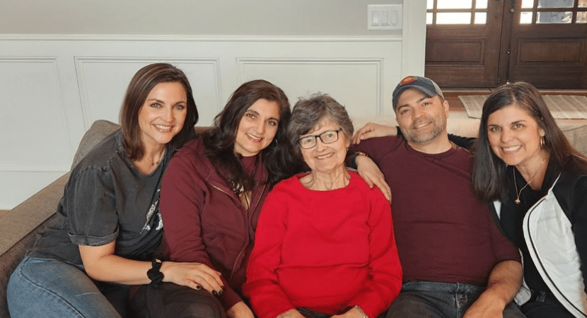 Paula Faris with her Siblings