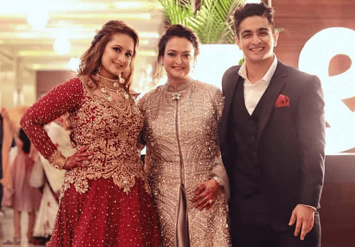 Ranveer Allahbadia with his Mother and Sister