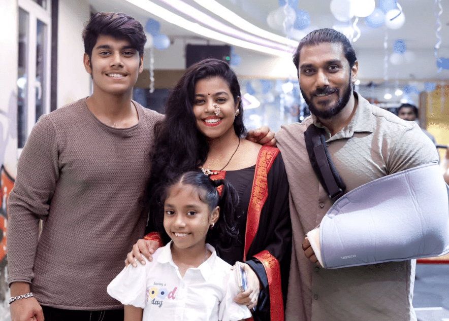 Sangram Chougule with his Wife, Son and Daughter