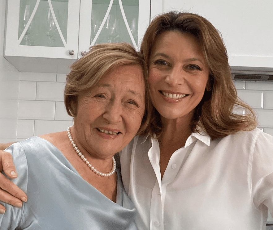 Sofie Formica with her Mother