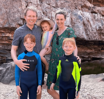 Alicia Loxley with her Husband and Kids