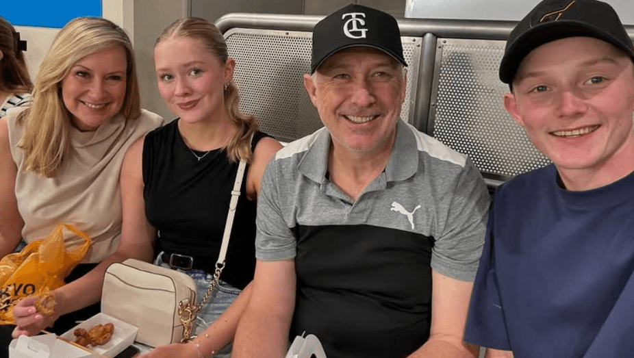 Melissa Doyle with her Husband and Children