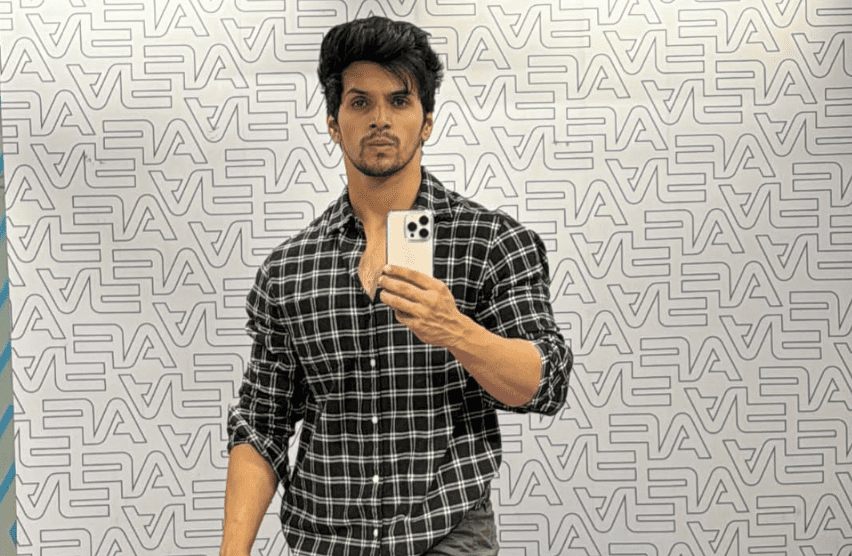 Vaibhav Mahajan Wiki