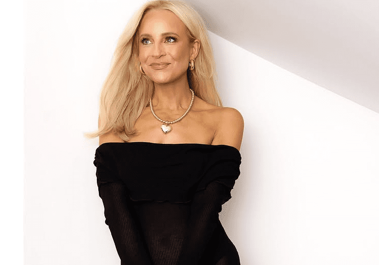 Carrie Bickmore Wiki