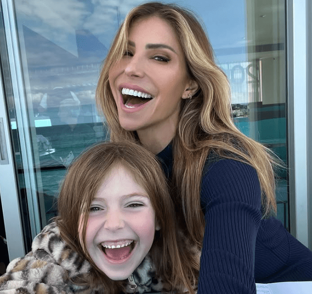 Laura Csortan with her Daughter