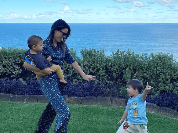 Tara Rushton with her Kids