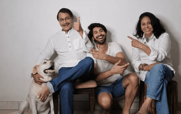 Ankush with his Father and Mother