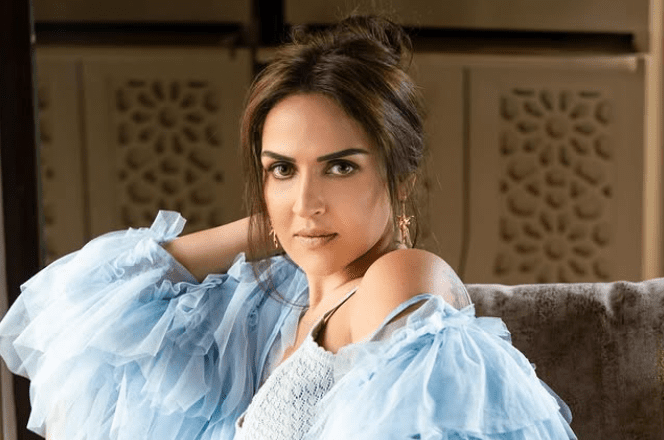 Esha Deol Wiki & Early Life