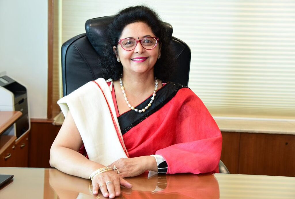 Geeta Kapur Wiki & Early Life