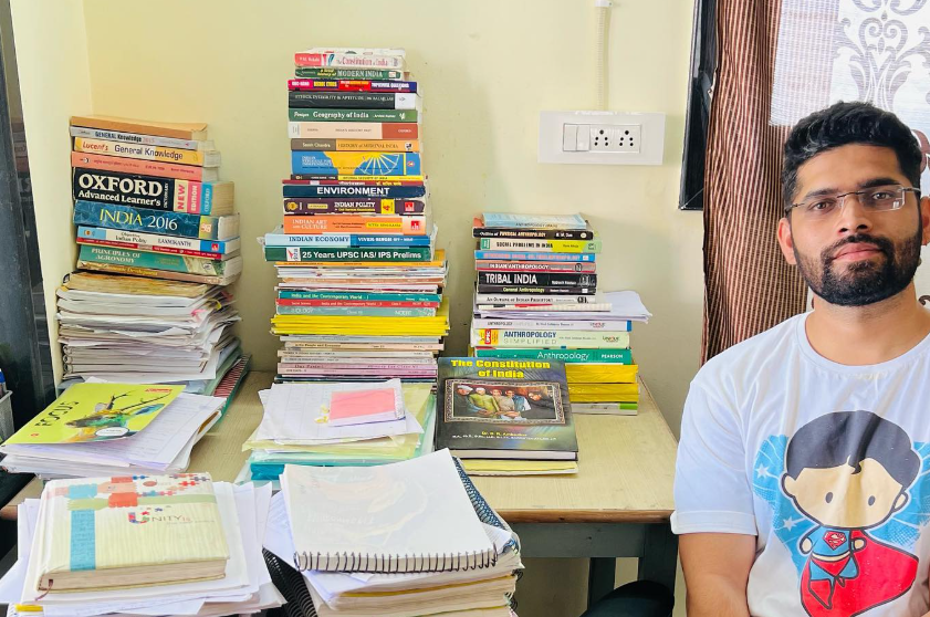 Vinayak Mahamuni Wiki & Early Life