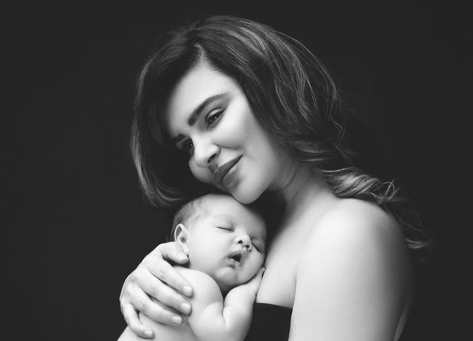 Aashka Goradia Children