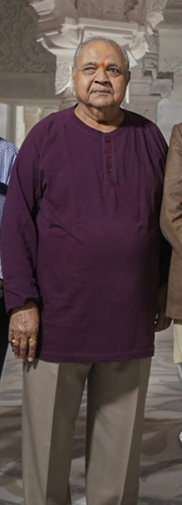 Chandrakant Sompura Height