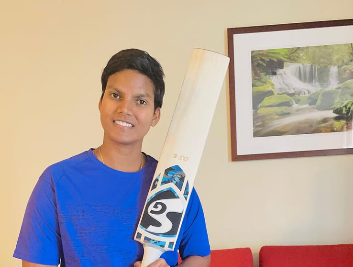 Deepti Sharma Wiki & Early Life