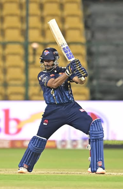 Mayank Agarwal Height