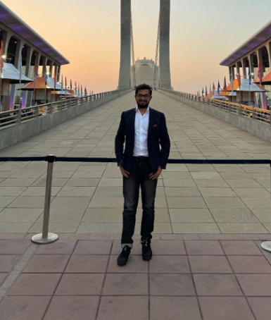 Shashvat Nakrani Height